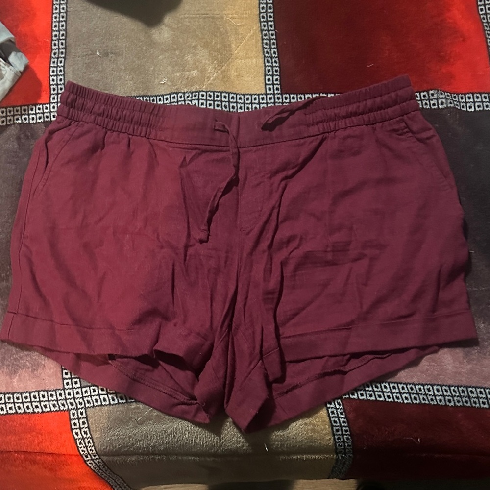 Old Navy Women's Burgundy Athletic Lounge Shorts